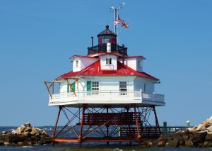 cropped-thomas-point-lighthouse-7-2.jpg